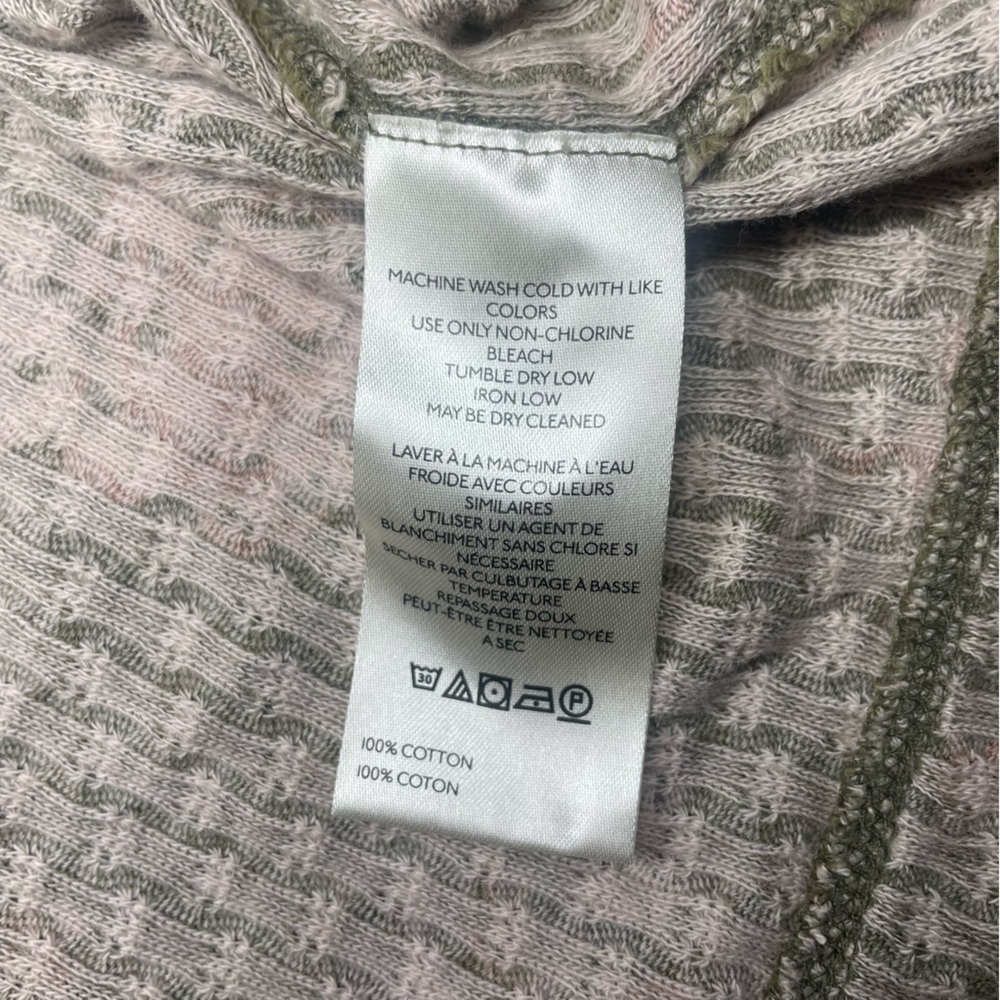 We The Free Clover Printed Thermal Top Olive Floral Size Small - Picture 8 of 9